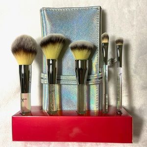 Heavenly Luxe 5 Piece Full-Size Brush Set + Travel Case